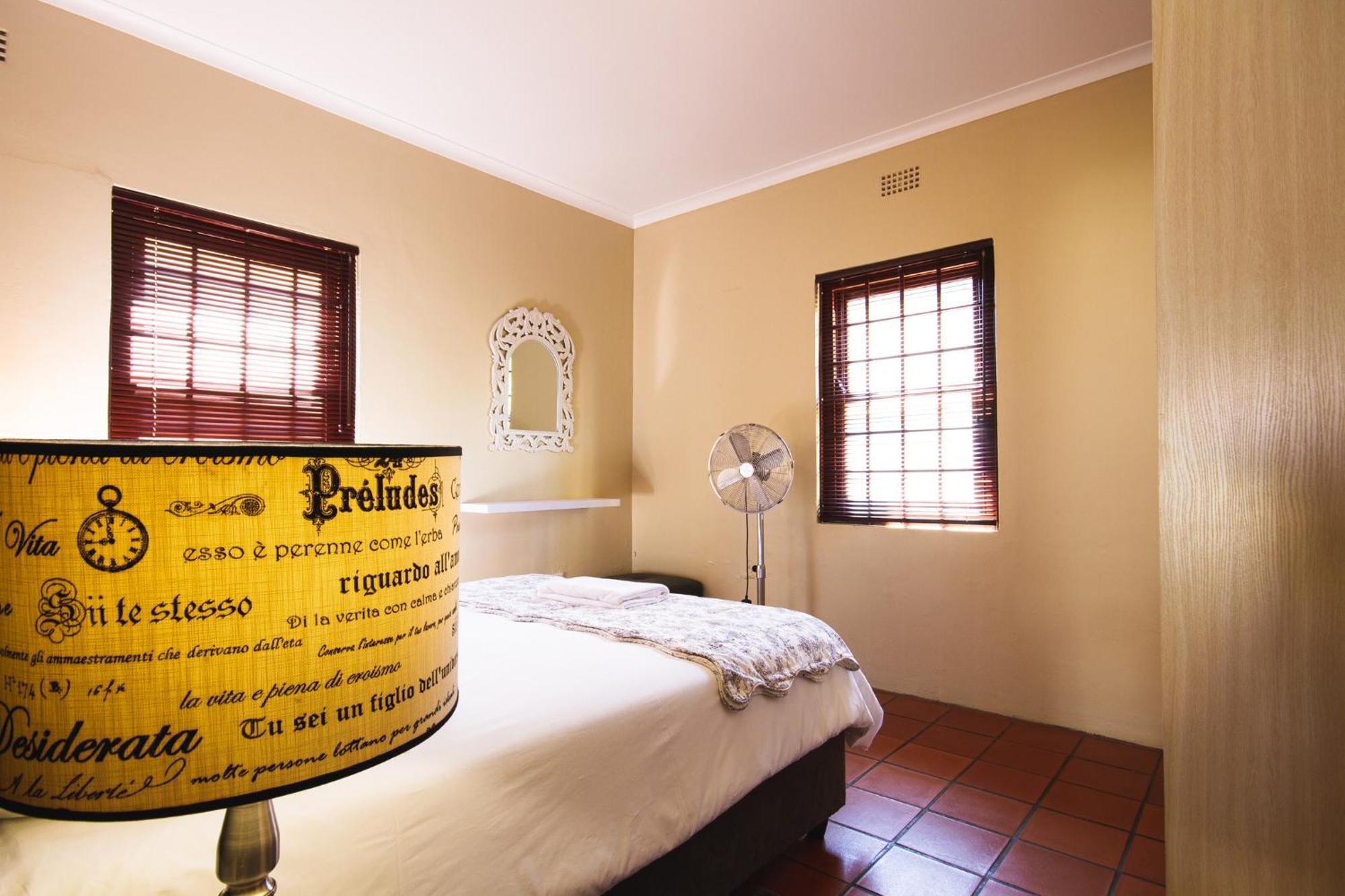 Swellendam Self Catering Villa Bilik gambar